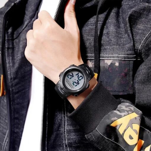 men's digital watch 47mm display, led screen with night light, chronograph, alarm, water resistant
